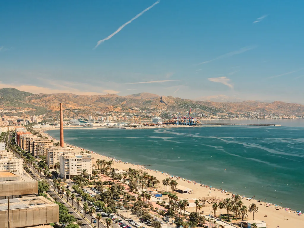 Ático de lujo en Málaga capital image 3